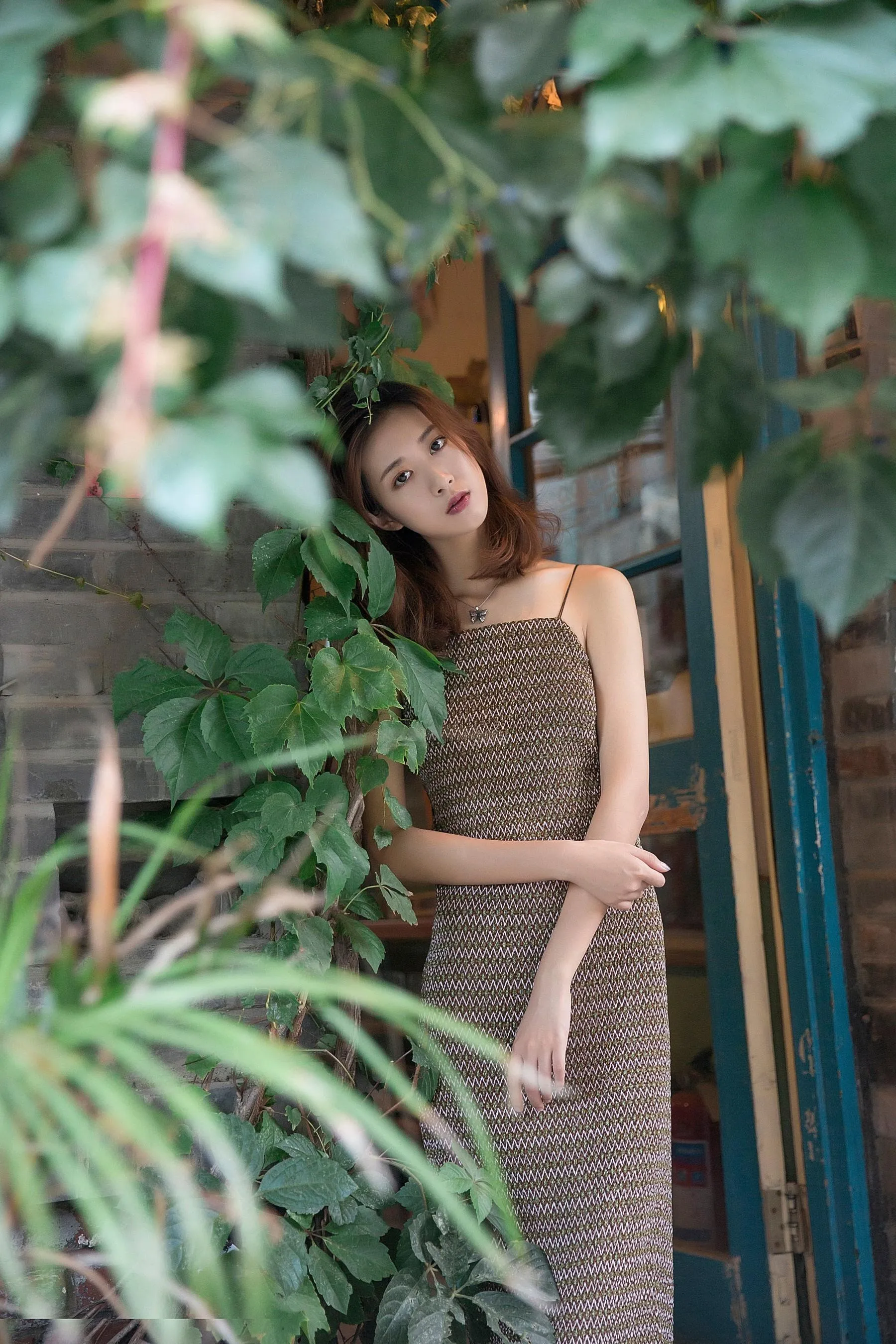 [艺图语] 2022.06.28 光阴的钟情 朱可人Coralie [22P]插图